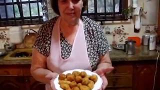 Bolinho de bacalhau  Receita Portuguesa Tradicional [upl. by Jude]