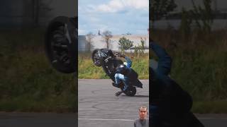 Bike stunt yamaha 🔥🔥🏍️ yamaharider bikelover bikestunt boystunt [upl. by Nosnor807]