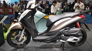 2024 Piaggio Medley 150 indepth Walkaround [upl. by Meingoldas]