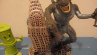 Godzilla 1998 Figure Piggy Bank amp Radio Bamboo Boy Product Review Demo [upl. by Nilrev]