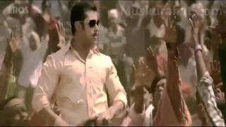 Dabangg 2 2012  Superhit Bollywood Movie  Salman Khan Sonakshi S Kareena Kapoor  Fevicol Se [upl. by Erual40]