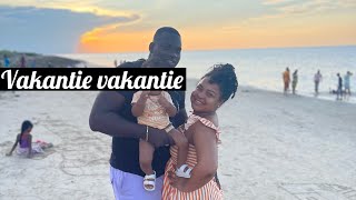 Nickerie Zeedijk Strand 🏝️🏖️ Surinaamse Doks😻😋 VLOGcation Day 3 [upl. by Fry]