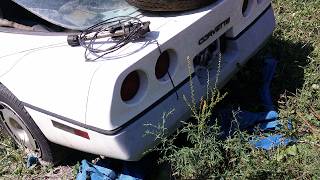 C4 Corvette electric antenna amp cable removal Disassembling the center console C4 Corvette know how [upl. by Mae249]