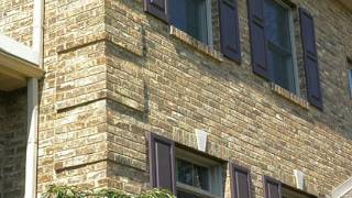 Why You Should Choose Brick Exteriors Instead of Siding for Your Home [upl. by Gorges]