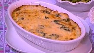 Choumicha amp LOeuf Marocain  Gratin aux épinards Ep 46  شميشة غراتان بالبيض و الزبانخ [upl. by Anemolihp268]