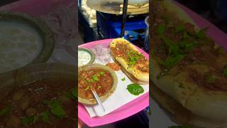 Masala chole kulche Delhi style only at 130 at sarafa bazar Indore indorefoodexplorer streetfood [upl. by Nalrah473]