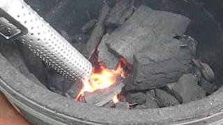 Lighting the Big Green Egg with the LOOFTLIGHTER  New Hyde Park Street Fair [upl. by Yzeerb]