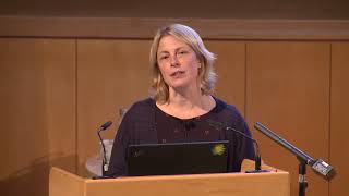 Beverley Glover How do petals influence pollinator behaviour [upl. by Silrac420]