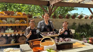 BIRRIA DE CHIVO CON MI SUEGRA Y MADRINA [upl. by Refennej]