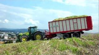 Ensilage de maïs 2011 chantier n°1 [upl. by Icyac237]