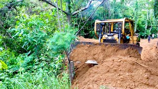 Smooth Stockade and Leveling Work with the CAT D6R XL Bulldozer [upl. by Wassyngton]