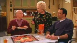 Everybody Loves Raymond  Raymond e Companhia  quotDebra Makes Something Goodquot [upl. by Prader]