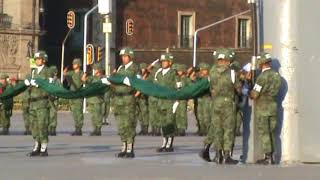 Izamiento de Bandera México 2016 [upl. by Pheni]