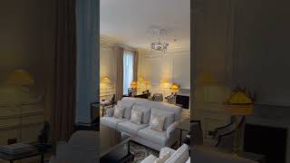 Paris 🇫🇷 Hôtel Fouquets Paris  Suite Signature Arc de Triomphe  salle 435  135 m²  intérieur [upl. by Spancake]