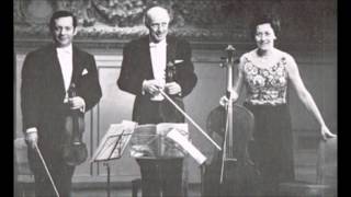 Mozart Divertimento in E Flat K 563 Grumiaux Trio [upl. by Payton]