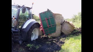 Extremalne zwożenie siana 2017 obalona przyczepa 2x deutz fahr agrofarmursusvaltra t234 [upl. by Spindell764]