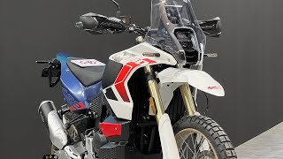 Otra trail ligera de 450 cc entra en escena lista para el A2 y en el filo de los 6000 euros [upl. by Asilram748]