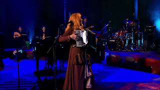 Loreena McKennitt  Marco Polo Live At Nights From The Alhambra 2006 VIDEO [upl. by Ludvig]