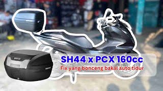 SHAD SH44 di HONDA PCX 160cc 1 [upl. by Yereffej]