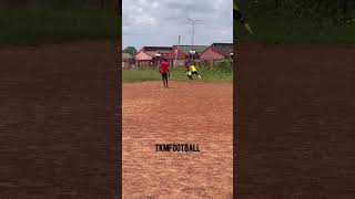 This is rudiger tackle 😳 madrid streetgames streetfoot duet soccer [upl. by Sllew]