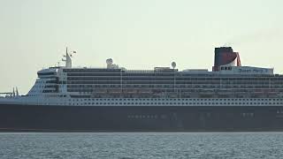 QM2 leaving Southampton looking a bit scruffy after her Covid lay up [upl. by Enovi]