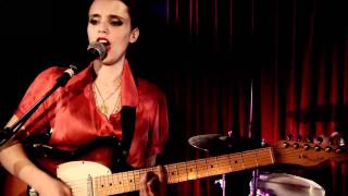 Anna Calvi  Moulinette Live [upl. by Sikko]