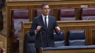 Pedro Sánchez afea los quotposadosquot de Pablo Casado [upl. by Uy]