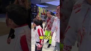 APOCALIPSIS ZOMBIE EN EL CENTRO COMERCIAL DE MI CIUDAD [upl. by Trebma]