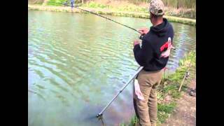 Kampf mit der Riesenforelle 90 cm am forellenhofwo mit Team Extreme Fishing [upl. by Guimar]