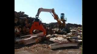 WESTTECH Woodcracker W1800 Spaltzange am Liebherr 944 Bagger [upl. by Ericha238]