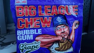 Joshs GUM REVIEWS BIG LEAGUE CHEW Ground Ball Grape Bubble Gum [upl. by Shreve]