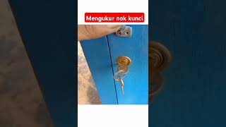 mengukur Nok lubang kunci lemari tipsandtricks [upl. by Norrie]