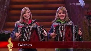 TWINNIES  Bayernmädels Musikantenstadl 2009 [upl. by Lila]