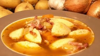 SpeckZwiebelSuppe mit Grießnockerln [upl. by Zacharia882]