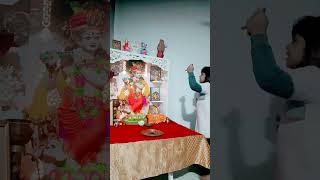 Jai ganesh deva aarti kar rhe Betiya raanishortsfeed [upl. by Rori]