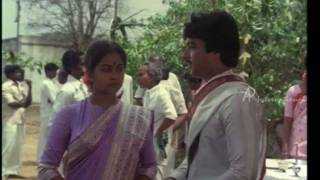 Nallavanuku Nallavan  Tamil Movie  Scenes  Clips  Comedy  Songs  Rajni insulted [upl. by Anawit]