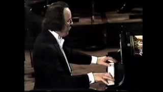 BEETHOVEN Piano Concerto No3 in C minor ARTURO BENEDETTI MICHELANGELI [upl. by Duester]