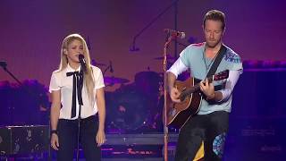 Shakira amp Chris Martin Me Enamoré  Live at Global Citizen Festival Hamburg [upl. by Olenka]