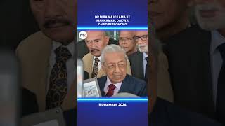 Dr M bawa IC lama ke mahkamah dakwa Zahid berbohong [upl. by Akirahc]