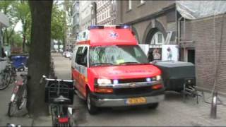 bijna aanrijding met politie 13110 A1 VAN WOUSTRAAT AMSTERDAM RIT195 [upl. by Borgeson]