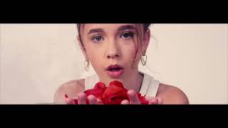 Emma Kok Strijder Official Video [upl. by Tyra]