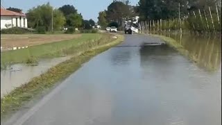 Nel Ravennate intere zone ancora sommerse dallacqua e strade impraticabili [upl. by Mihcaoj542]