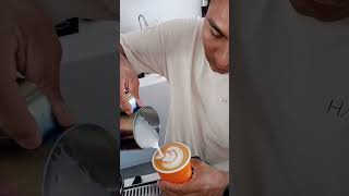 Lattee hut tulip 🌷barista learning flying youtubeshort [upl. by Lehacim]