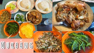 Mukbang video  Pigs trotter  Rice  Boiled green leaves and egg ​⁠aahan9466 mukbang family [upl. by Cassady]