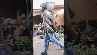 Market Lifestyle markettour 4kwalkingtour ghana [upl. by Yci]