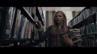 Carrie 2013  Official Trailer HD [upl. by Chelton]