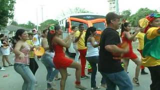 Campaña quotPa´que te muevas bienquot Fondo de Prevención Vial en el Carnaval de Barranquilla [upl. by Ivonne]