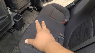 Como QUITAR el ASIENTO TRASERO de auto hyundai [upl. by Camarata]