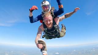 Skydiving at UK Parachuting in Beccles 13000ft Tandem [upl. by Vyse]