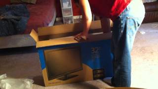 Dynex 32quot 720p LCD TV Unboxing [upl. by Aivax738]